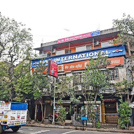 Hotel Oyo 85829 Max International Kalkuta Zewnętrze zdjęcie
